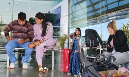 इंडिगो की फ्लाइट कैंसिल, MP में फंसे यात्री; शादी अटेंड करने के लिए ट्रेन पकड़ी, अगले 3 दिन तक नहीं होगी री-शेड्यूलिंग