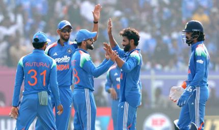 IND vs SA 3rd ODI: 271 रन के लक्ष्य का पीछा, प्रसिद्ध कृष्णा–कुलदीप यादव की चौकस गेंदबाज़ी