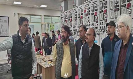 विद्युत नियामक आयोग ने किया 132 केवी जीआईएस सबस्टेशन फूलबाग ग्वालियर का निरीक्षण