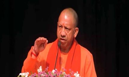 जयचंद-मीरजाफर जैसे पापियों ने देश को बांटा, आज भी वैसी ही ताकतें सक्रिय: CM योगी