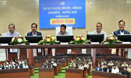 रायपुर : ग्रामीण बस योजना ग्रामीण जनों के लिए जीवनरेखा: परिवहन मंत्री  केदार कश्यप