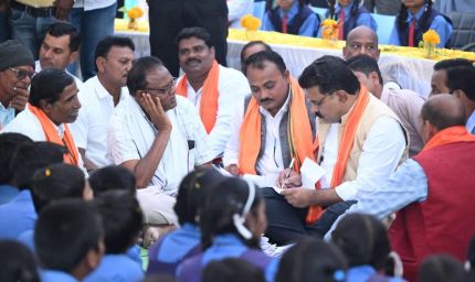 रायपुर : मुख्यमंत्री  विष्णुदेव साय के नेतृत्व में ग्रामीण बुनियादी ढांचे को मिल रही मजबूती– उपमुख्यमंत्री  विजय शर्मा