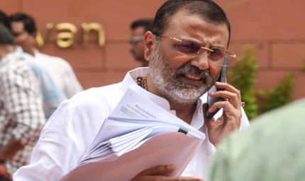 ‘वोट चोरी’ विवाद पर निशिकांत दुबे का पलटवार: बोले— कांग्रेस ही चोरों की सरदार