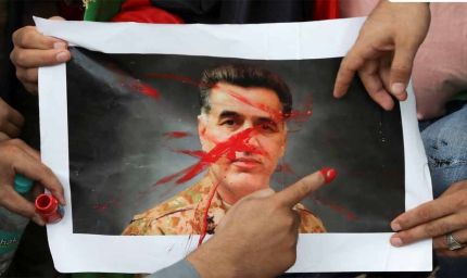 इमरान के राज़दार जनरल फैज़ हमीद को 14 साल की सज़ा—पाकिस्तान में सत्ता का बड़ा झटका?