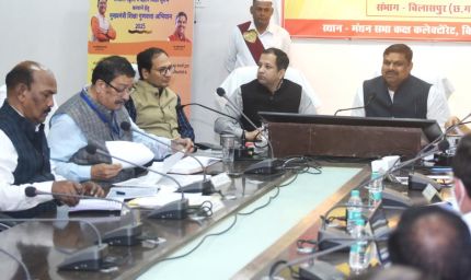 रायपुर : स्कूलों के प्रति प्रेम करने वाले समर्पित शिक्षकों की जरूरत, संसाधनों की कोई कमी नहीं -  गजेंद्र यादव