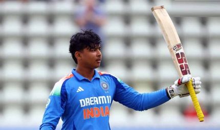 शतक से चमके Vaibhav Suryavanshi, U19 एशिया कप में बरसाए गगनचुंबी छक्के