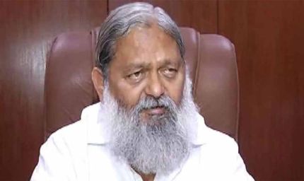 अनिल विज का सख्त एक्शन: पुलिस अफसर सस्पेंड, बोले— ‘अगली मीटिंग में इलाज कर दूंगा’