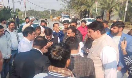 कांग्रेस नेता के फार्महाउस पर बुलडोज़र की कार्रवाई, दिवान का आरोप— ‘साफ़ राजनीति का खेल’