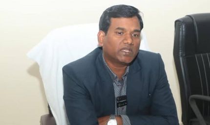 सूरजपुर : समग्र शिक्षा एवं पीएमश्री निर्माण कार्य की समीक्षा संपन्न, सीईओ ने लापरवाह एजेंसी को दी सख्त चेतावनी