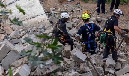 विदेश में बड़ा हादसा: चार मंजिला हिंदू मंदिर जमींदोज, कई लोगों की मौत