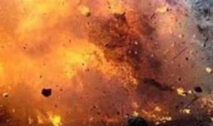 झारखंड में नक्सली वारदात: IED विस्फोट में CRPF जवान गंभीर रूप से घायल