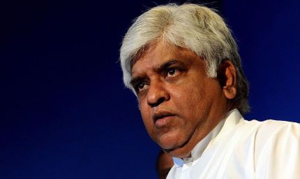 श्रीलंका के वर्ल्ड कप कप्तान अर्जुन रणतुंगा की मुश्किलें बढ़ीं, करोड़ों के तेल घोटाले में नाम आया