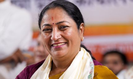 रेखा गुप्ता सरकार का बड़ा ऐलान: मजदूरों को ₹10,000, वर्क फ्रॉम होम और वाहनों पर सख्त नियम