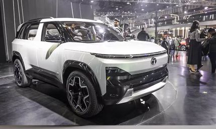 नई Tata Sierra ने तोड़ा रिकॉर्ड, पहले दिन ही बुकिंग 70,000 पार