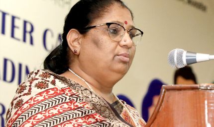 नीमच में कुपोषण मुक्ति की दिशा में प्रभावी पहल, प्रभारी मंत्री ने 50 बच्चों को वितरित किए न्यूट्री बास्केट