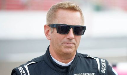 उत्तरी कैरोलिना में विमान हादसा: पूर्व NASCAR स्टार ग्रेग बिफल और परिवार समेत 7 की मौत