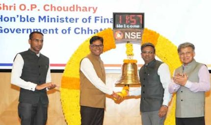 वित्त मंत्री चौधरी ने नेशनल स्टॉक एक्सचेंज का किया दौरा, छत्तीसगढ़ के कार्यक्रमों की समीक्षा की