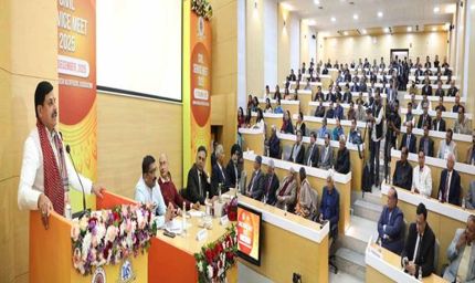 भारतीय प्रशासनिक सेवा के अधिकारी हर चुनौती का सामना करते हुए देश को निरंतर आगे बढ़ाने के लिए कार्य कर रहे हैं : मुख्यमंत्री डॉ. यादव