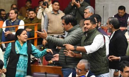 हरियाणा विधानसभा में ‘वंदे मातरम्’ पर सियासी संग्राम, घंटों हंगामे के बाद सीएम हुड्डा की सहमति से थमा विवाद