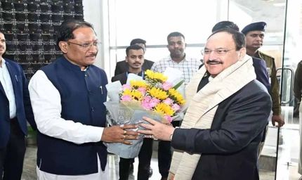 रायपुर में जेपी नड्डा का भव्य स्वागत, एयरपोर्ट पर सीएम साय ने किया अभिवादन