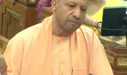आलोक सिपाही, पक्का सपाई : मुख्यमंत्री योगी आदित्यनाथ