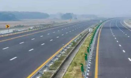 गोरखपुर से पानीपत तक दौड़ेगा विकास का एक्सप्रेसवे, 747 KM की सड़क बदलेगी 100+ गांवों की तक़दीर