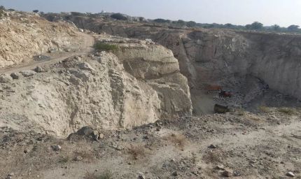 अरावली में माफिया राज, 15 साल में 50 हजार करोड़ का अवैध खनन, पूर्व डीएफओ का चौंकाने वाला खुलासा