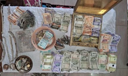कर्नाटक में बड़ा मामला: मंत्री जमीर अहमद के सेक्रेटरी के घर लोकायुक्त का छापा, 14 करोड़ बरामद