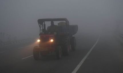 पंजाब में ठंड का प्रकोप तेज, दिन-रात गिरेगा तापमान; शीतलहर और घने कोहरे का ऑरेंज अलर्ट, 6 उड़ानें रद्द