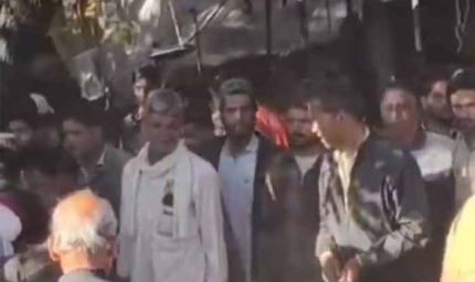 मस्जिद में रेलिंग विवाद ने लिया हिंसक रूप, राजस्थान पुलिस पर पथराव, 6 जवान घायल