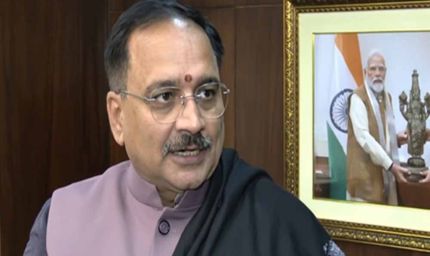 दिल्ली के प्रदूषण पर अरविंद केजरीवाल का रवैया रहा उदासीन : वीरेंद्र सचदेवा