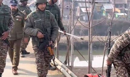 J&K अलर्ट: नरबल–तांगमर्ग हाईवे पर हर वाहन की सख्त जांच, सुरक्षा एजेंसियां हाई अलर्ट पर