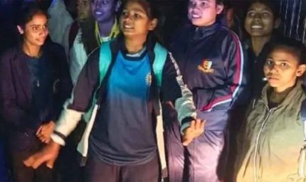 यूपी के इस जिले में सांसद खेल महोत्सव बना अखाड़ा, पुरस्कार वितरण के दौरान मचा हंगामा