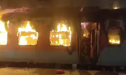 आंध्र प्रदेश में टाटानगर–एर्नाकुलम एक्सप्रेस में आग, AC कोच में एक यात्री की मौत