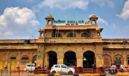 ग्वालियर रेलवे स्टेशन पर 33 सीसीटीवी कैमरे बंद, 65 हजार यात्री रोज आते हैं, सुरक्षा पर सवाल