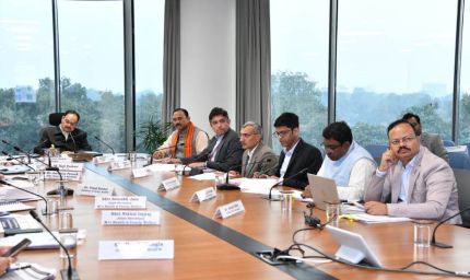 रायपुर : केंद्रीय स्वास्थ्य मंत्री नड्डा ने की प्रदेश की स्वास्थ्य स्थिति की उच्च स्तरीय समीक्षा