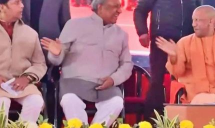 दोनों पक्का कहीं खाने पर मिले होंगे… सीएम योगी ने रवि किशन और संजय निषाद की ली मज़ेदार चुटकी