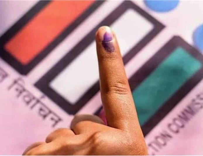 वोटिंग से ठीक एक दिन पहले पंजाब चुनाव आयोग के पास पहुंची अहम शिकायत