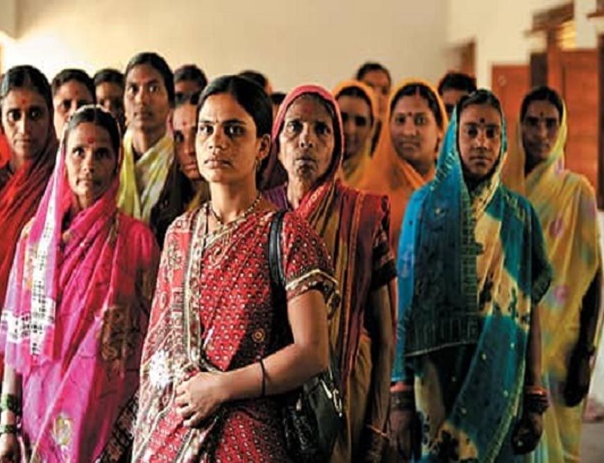 योगी सरकार का ‘लखपति दीदी’ मॉडल ग्रामीण अर्थव्यवस्था को दे रहा नई मजबूती