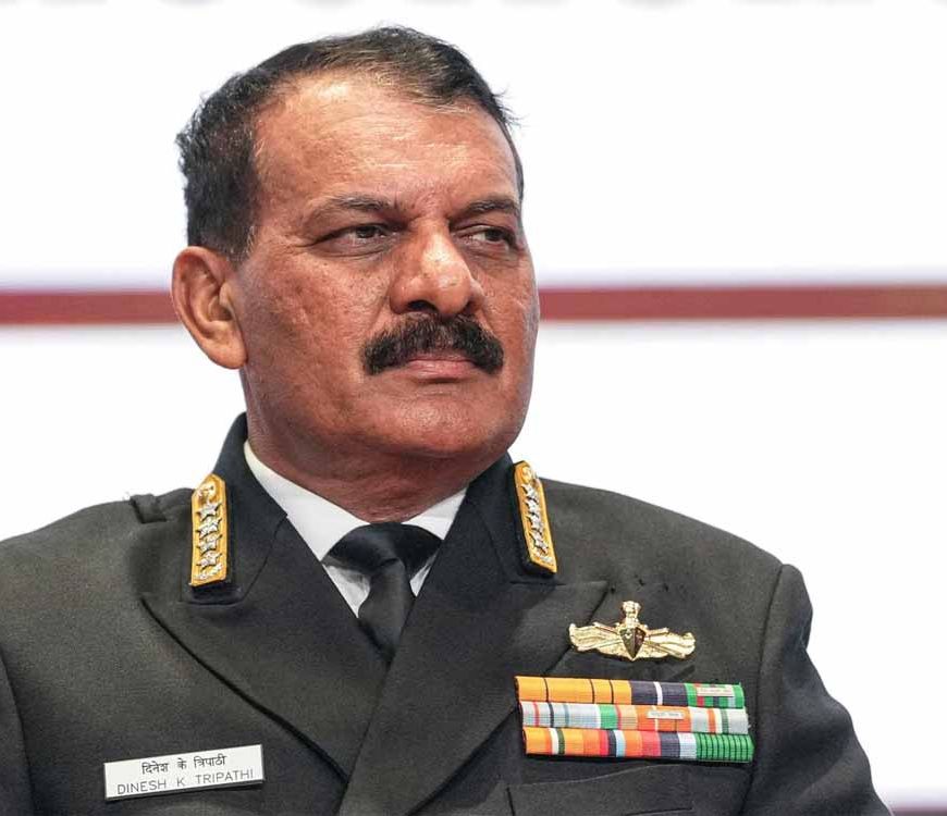 ऑपरेशन सिंदूर: भारतीय नौसेना की चाल में कैसे उलझ गई पाक नेवी, बड़ा खुलासा