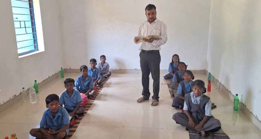 प्राथमिक शाला सागबाड़ी में दो शिक्षकों की पदस्थापना से शिक्षा की गुणवत्ता में उल्लेखनीय सुधार