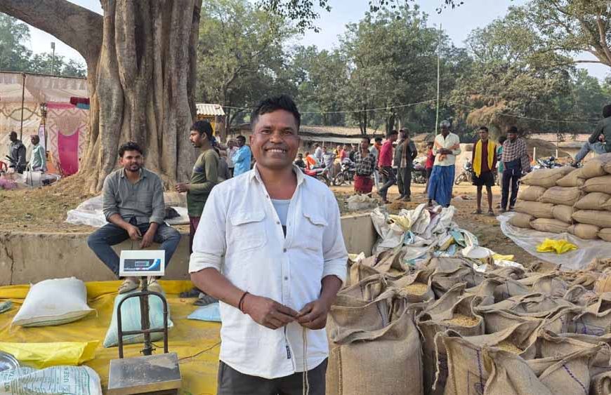 धान उपार्जन समितियों की पारदर्शी और सुचारू व्यवस्था से किसान संतुष्ट
