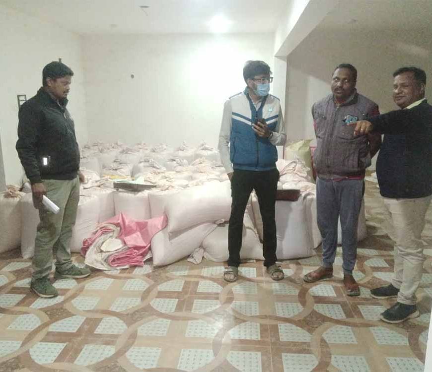 धान के अवैध परिवहन, भंडारण में लगे बचौलियों और कोचियों के हालत हो रहे पस्त