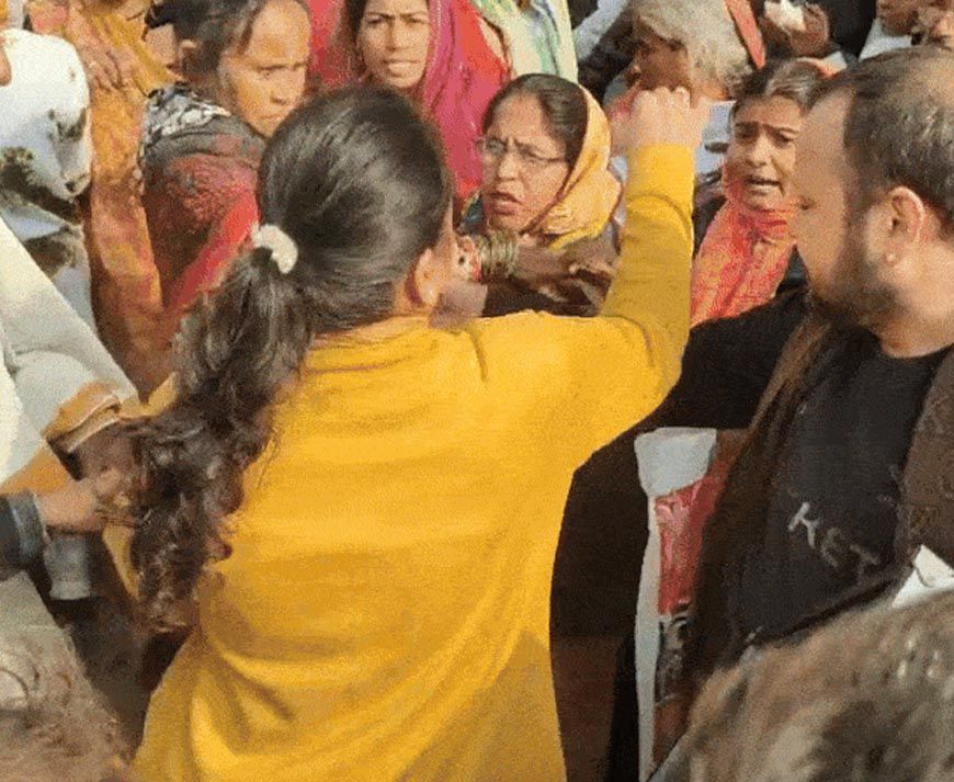 नायब तहसीलदार पर मारपीट का आरोप, खाद लेने आई छात्रा से भी की अभद्रता