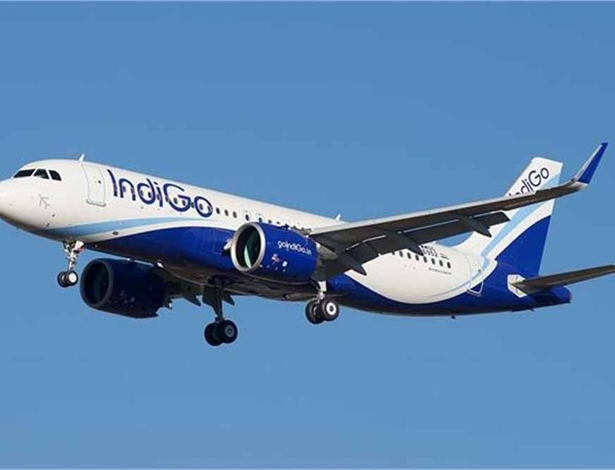 राजीव गांधी एयरपोर्ट पर हंगामा! तकनीकी खराबी से IndiGo की फ्लाइट रद्द, यात्री घंटों रहे परेशान