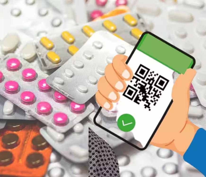दवा दुकानों पर अनिवार्य QR कोड व टोल-फ्री नंबर, स्मार्टफोन यूज़र्स को मिलेगी तुरंत शिकायत सुविधा