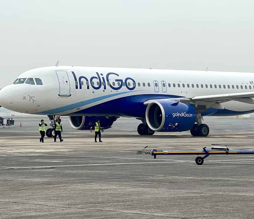 DGCA ने बदला पायलटों की छुट्टी का नियम, इंडिगो समेत एयरलाइनों को बड़ी राहत