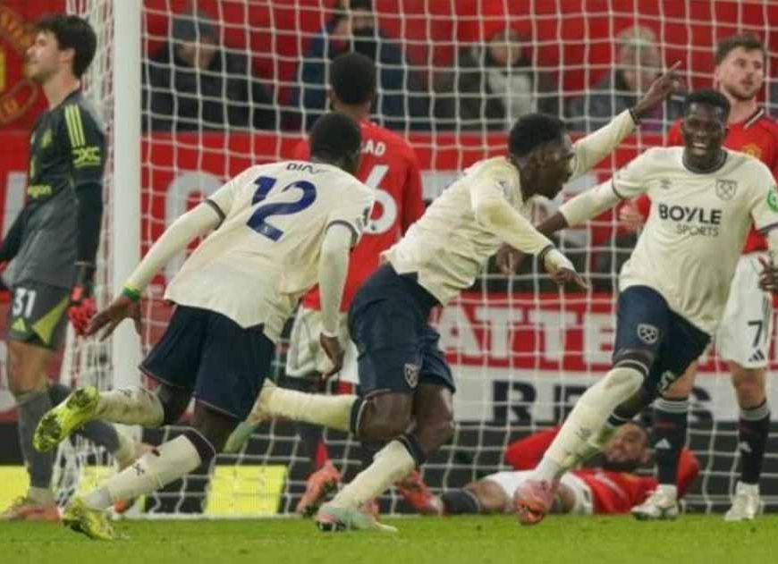 प्रीमियर लीग: मागासा के देर से किए गोल ने बचाई वेस्ट हैम की लाज, मैनचेस्टर यूनाइटेड से 1-1 से ड्रा खेला