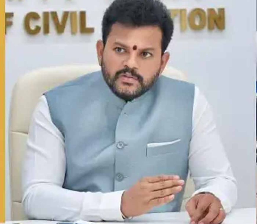 इंडिगो संकट के बीच सरकार का बड़ा एक्शन, प्रभावित रूटों पर लगा फेयर कैप