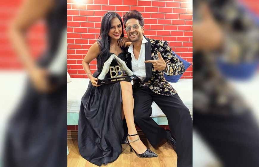 बिग बॉस 19 विनर: कानपुर के गौरव खन्ना ने जीती ट्रॉफी, मिले 50 लाख रुपये